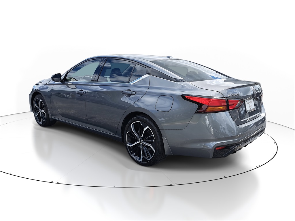 2025 Nissan Altima 2.5 SR photo 5