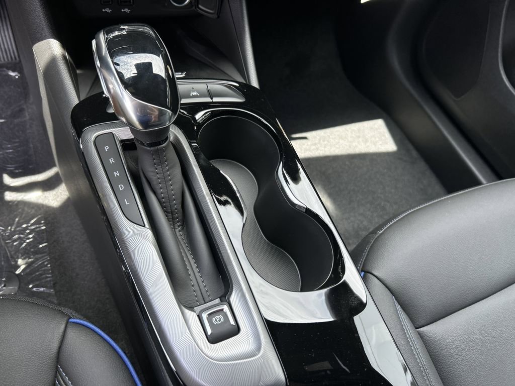 2025 Buick Envista ST photo 25