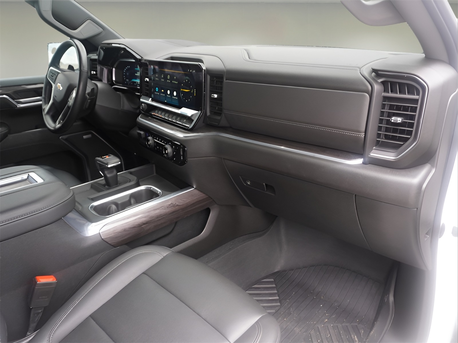 2022 Chevrolet Silverado 1500 LTZ photo 12
