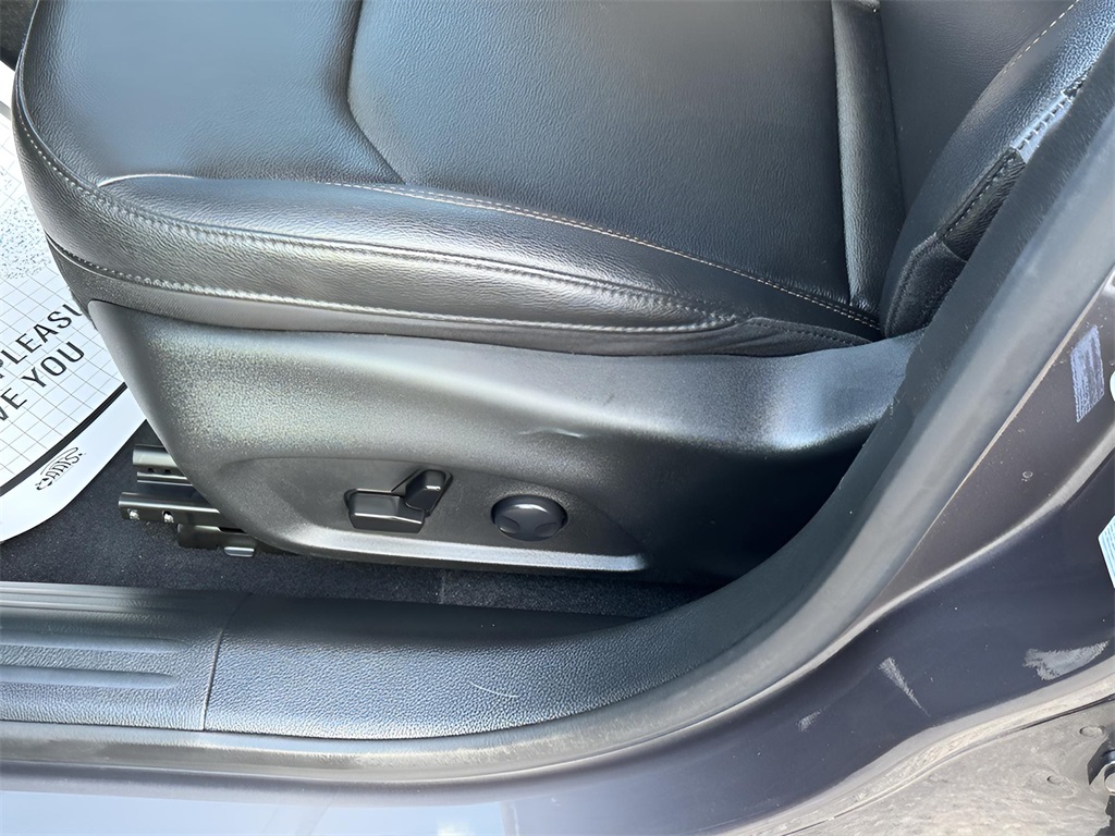 2024 Jeep Compass Limited photo 10
