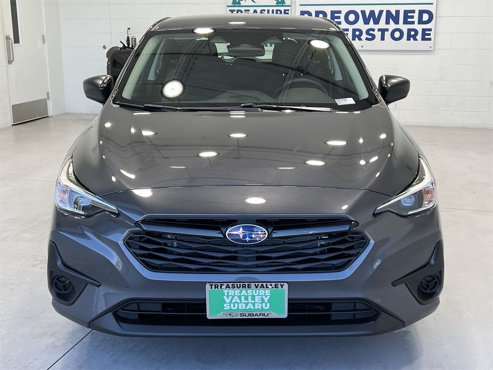 2025 Subaru Impreza Base photo 2