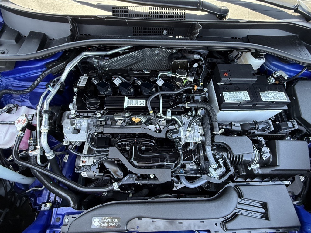 2023 Toyota Corolla Cross XLE photo 31