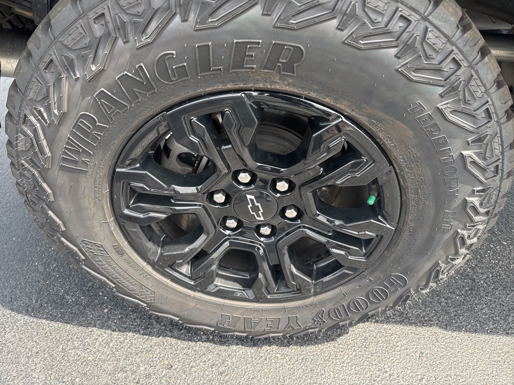2022 Chevrolet Silverado 1500 ZR2 photo 9