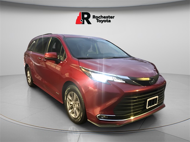 2021 Toyota Sienna XLE 7-Passenger FWD