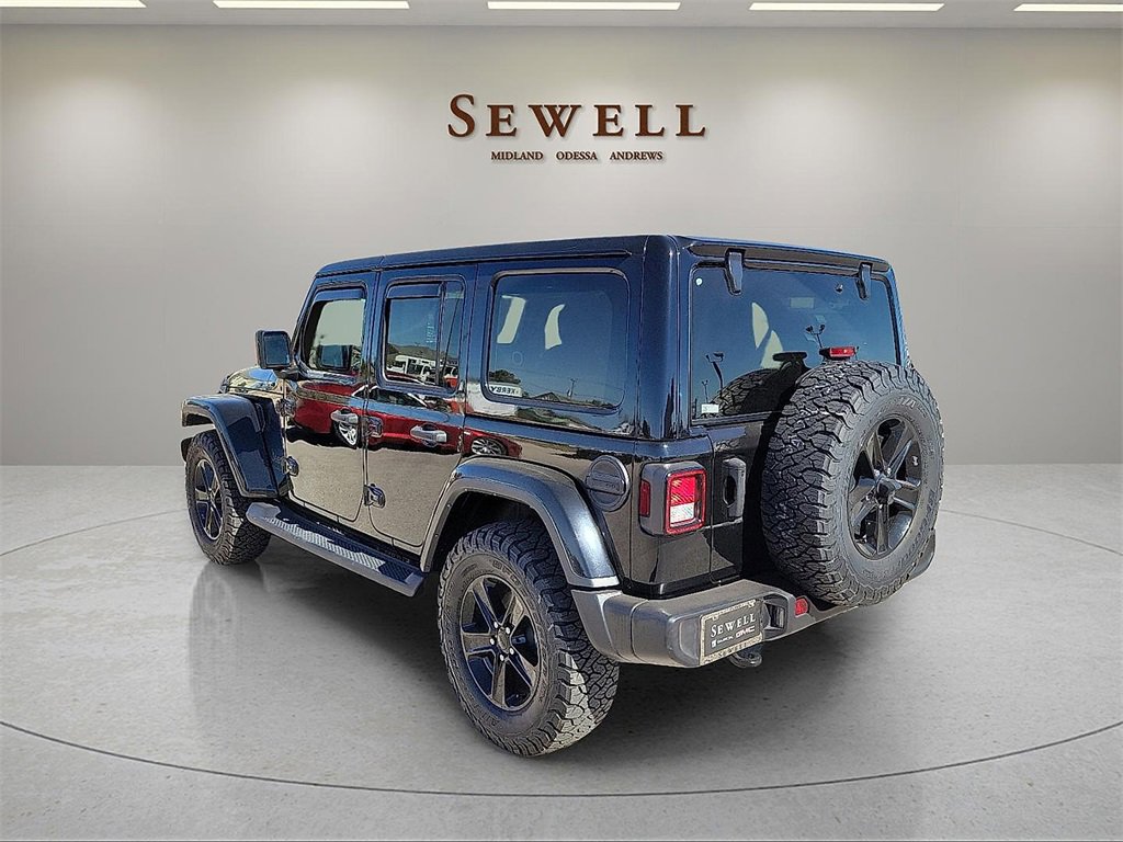 2023 Jeep Wrangler Sahara photo 3