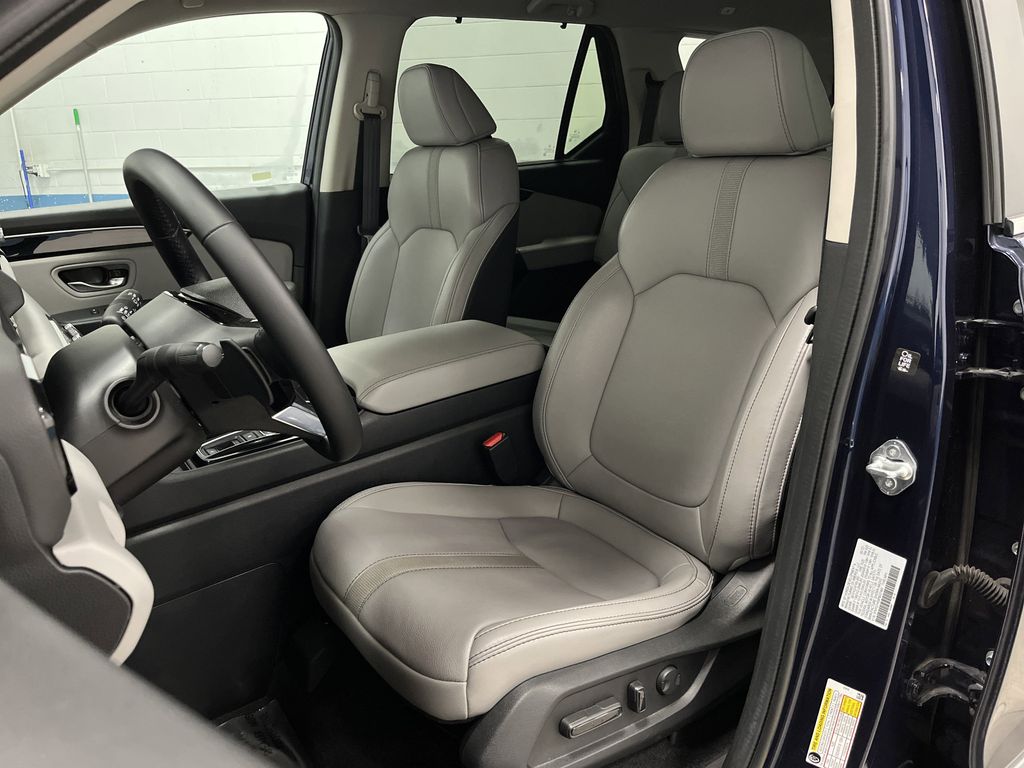 2023 Honda Pilot EX-L photo 3