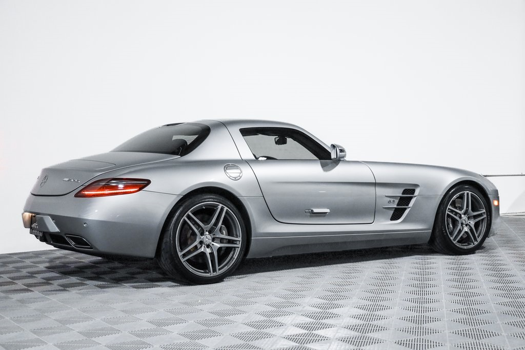 2011 Mercedes Benz SLS AMG photo 3
