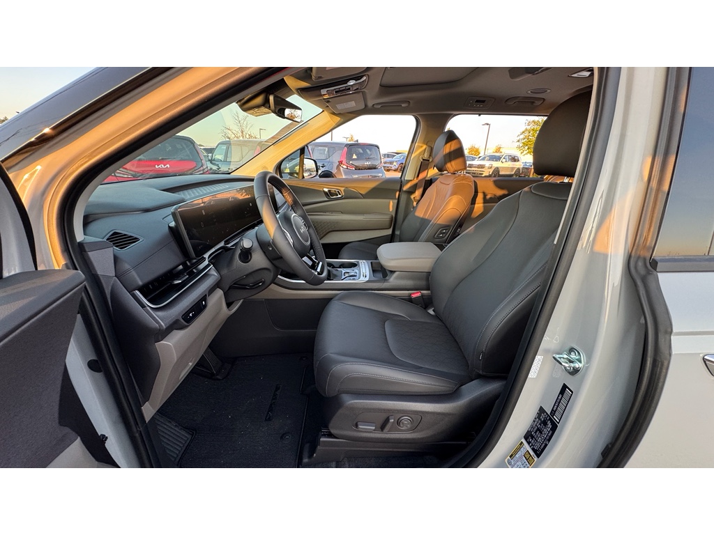 2026 Kia Carnival SX Prestige photo 6