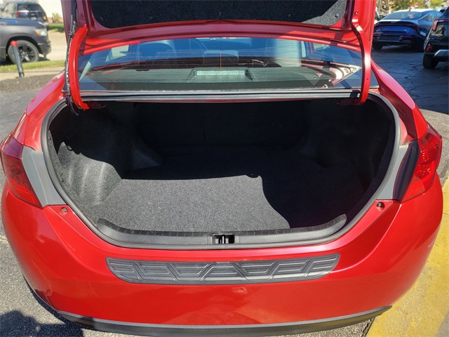 2018 Toyota Corolla SE photo 17