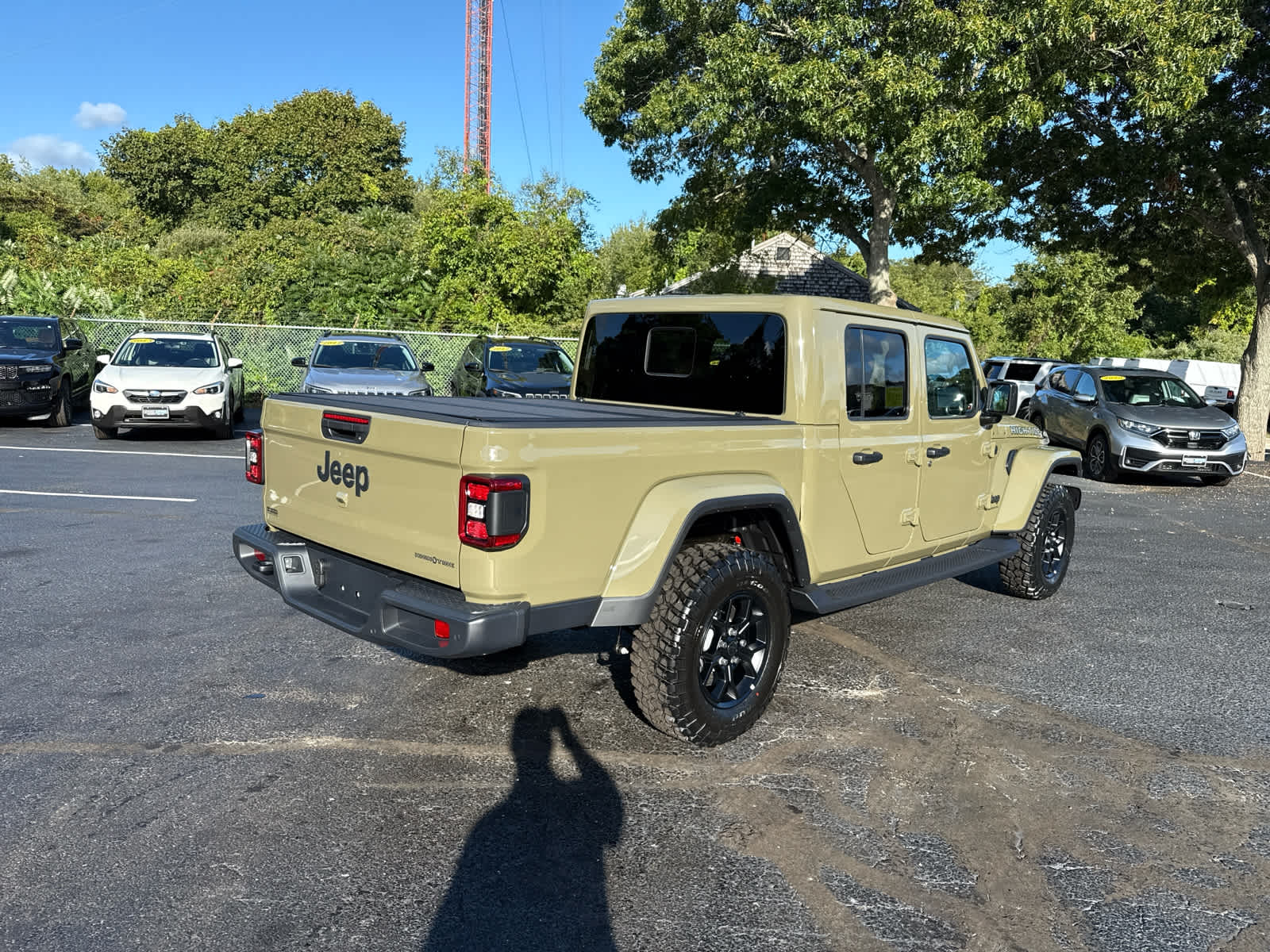 2025 Jeep Gladiator Sport photo 3