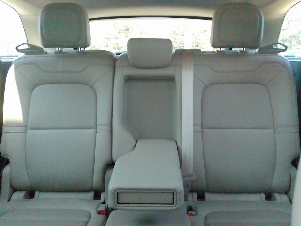 2020 Lincoln Corsair Standard photo 24