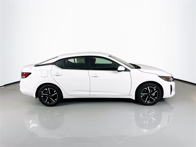 2025 Nissan Sentra SV photo 8