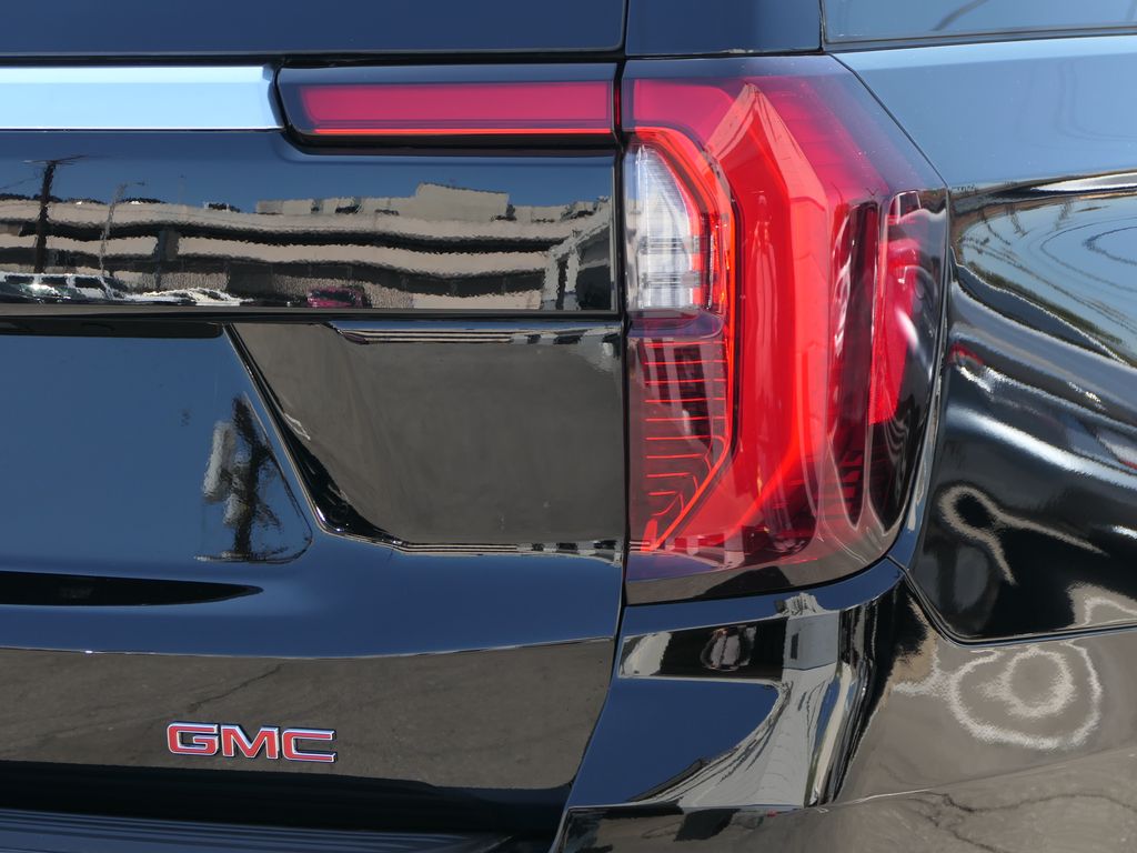 2025 Gmc Yukon XL Denali photo 4