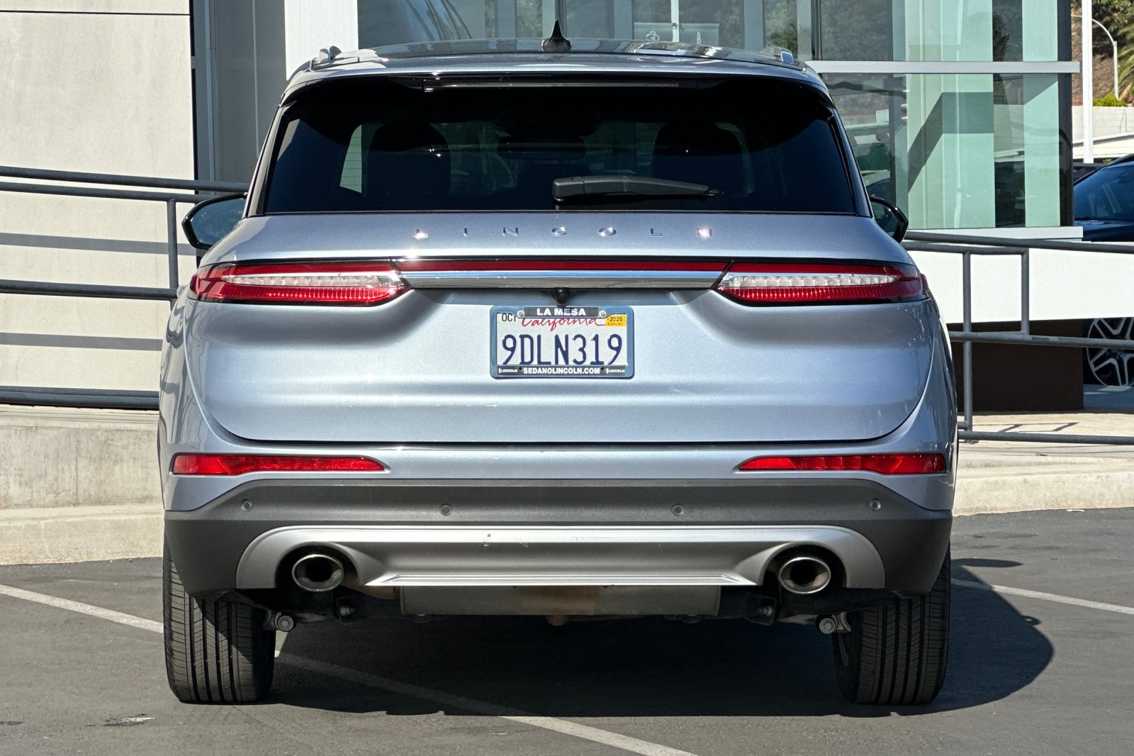 2022 Lincoln Corsair Standard photo 3