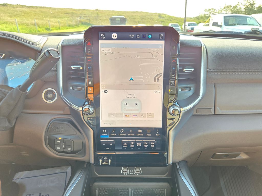 2025 Ram 2500 Laramie photo 19