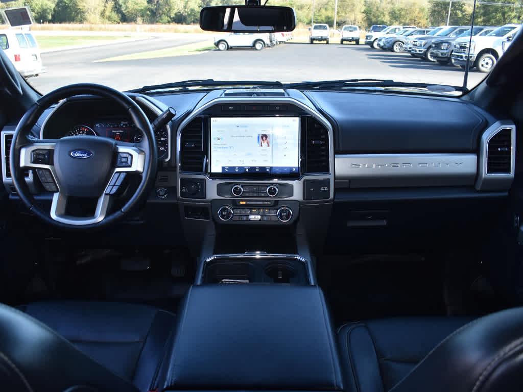 2022 Ford F-350 Lariat photo 4