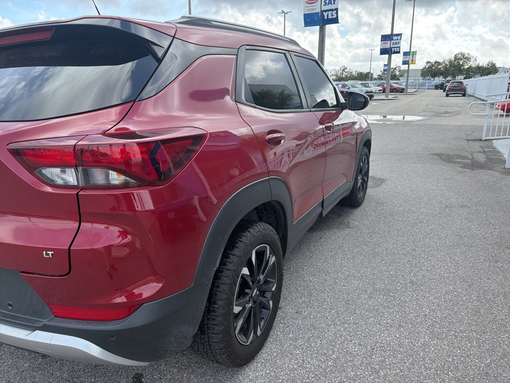 2021 Chevrolet Trailblazer LT photo 3