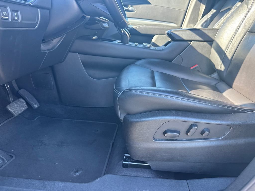 Image of Pre-Owned 2023 Cadillac XT4 Premium Luxury