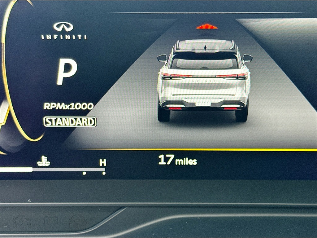 2026 Infiniti QX60 Luxe photo 12