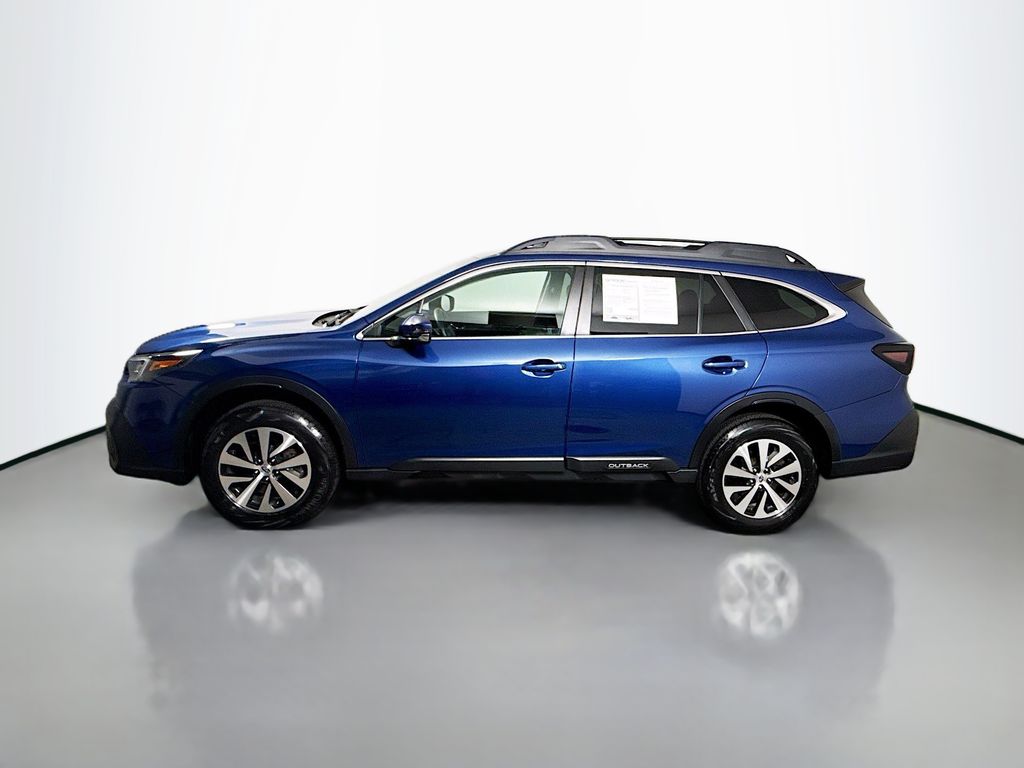 2022 Subaru Outback Premium photo 4