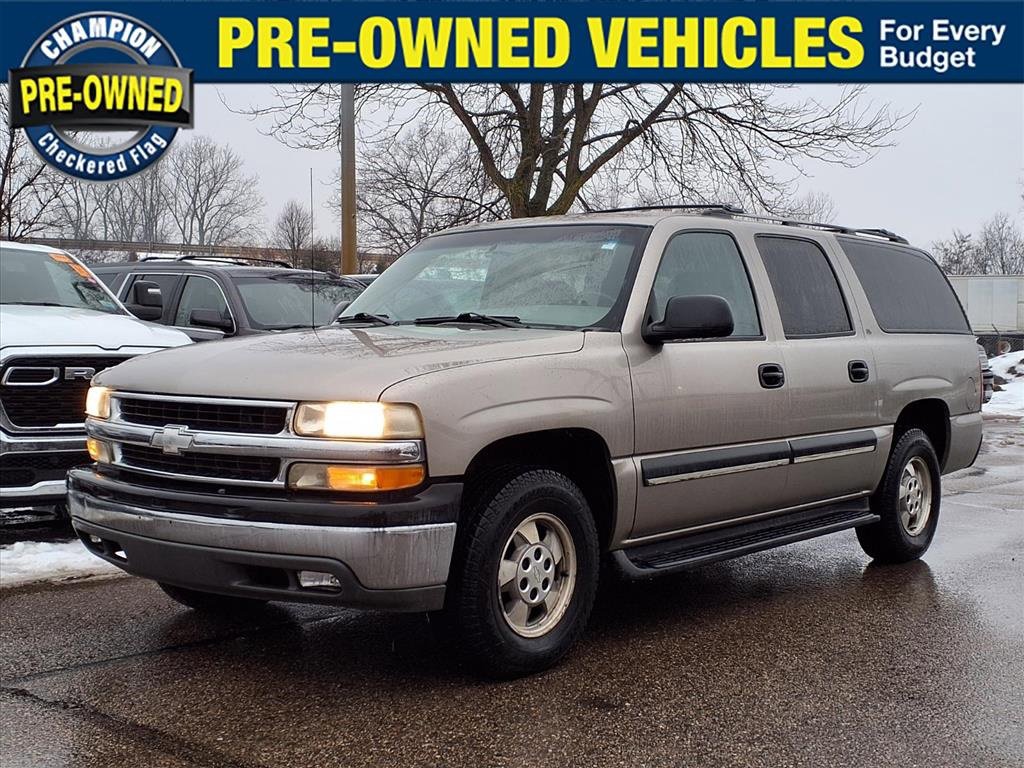 2002 Chevrolet Suburban LS's photo