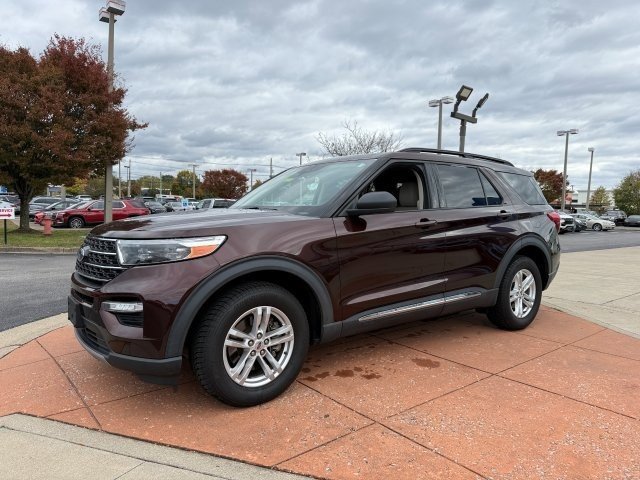 2020 Ford Explorer XLT photo 2