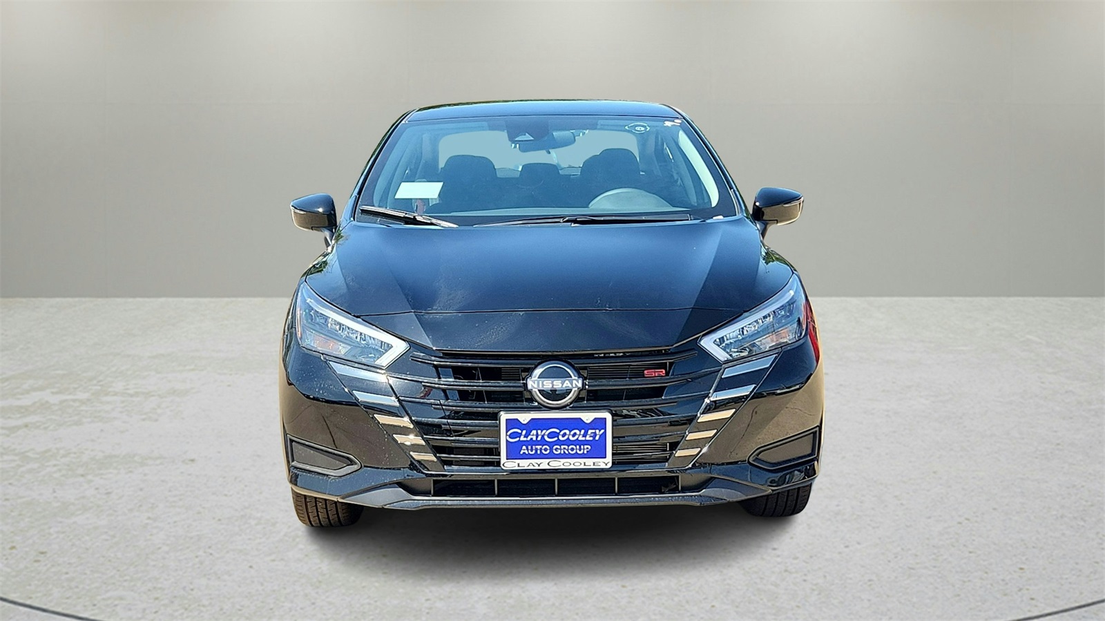 2025 Nissan Versa SR photo 2