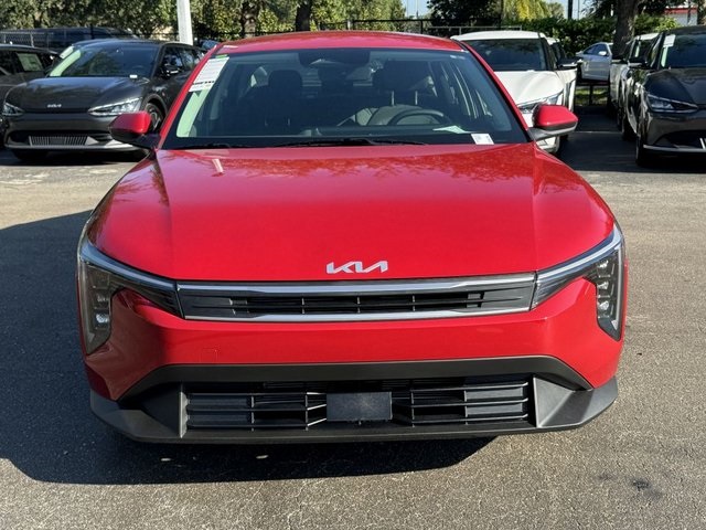 2025 Kia K4 LXS photo 4