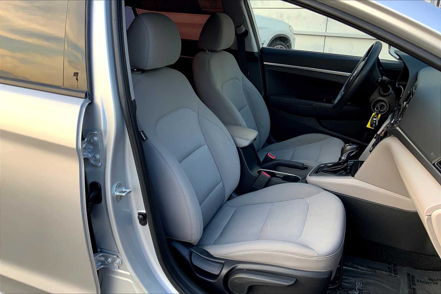2018 Hyundai Elantra SE photo 8