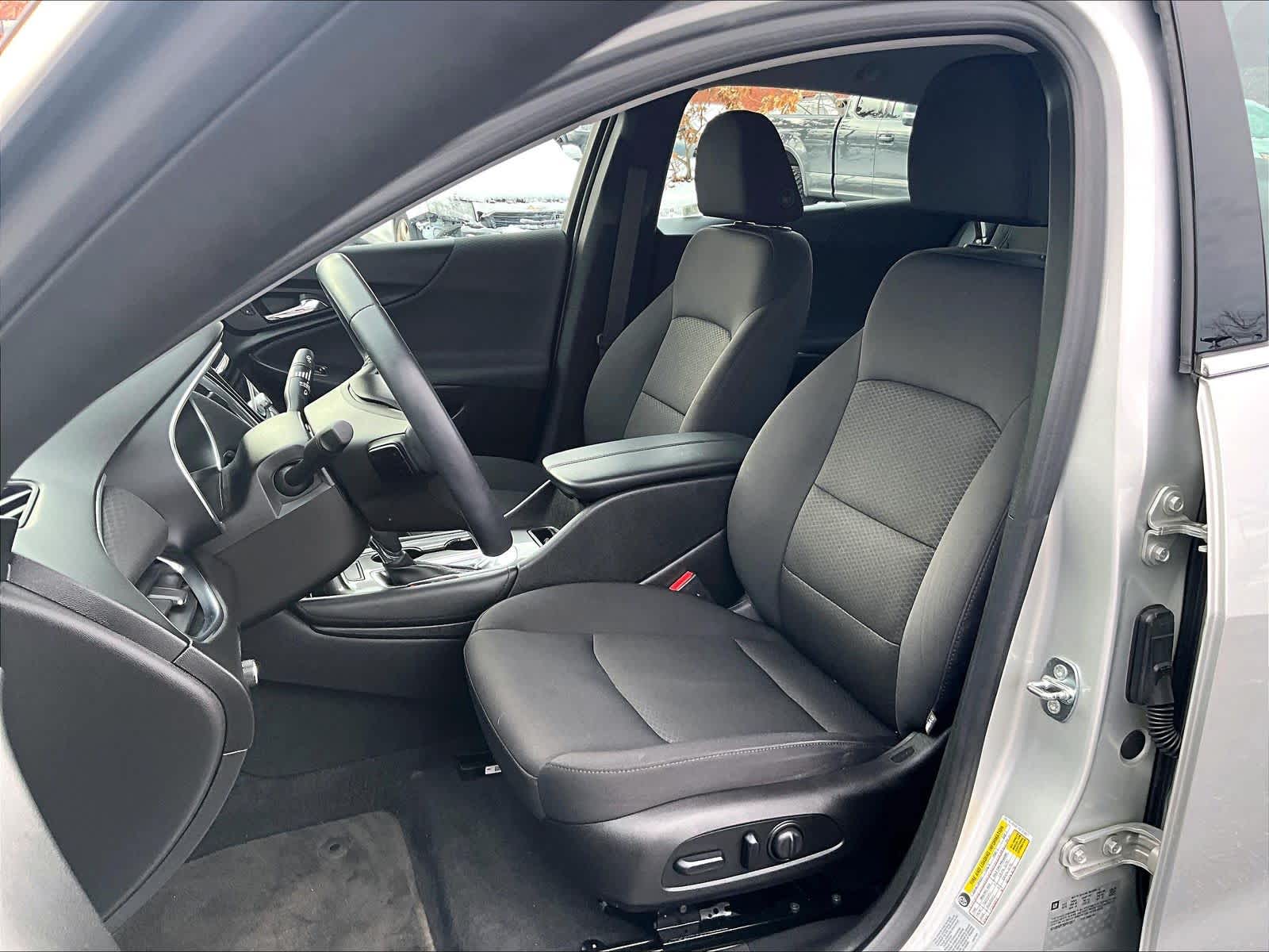 Image of Pre-Owned 2016 Chevrolet Malibu LT