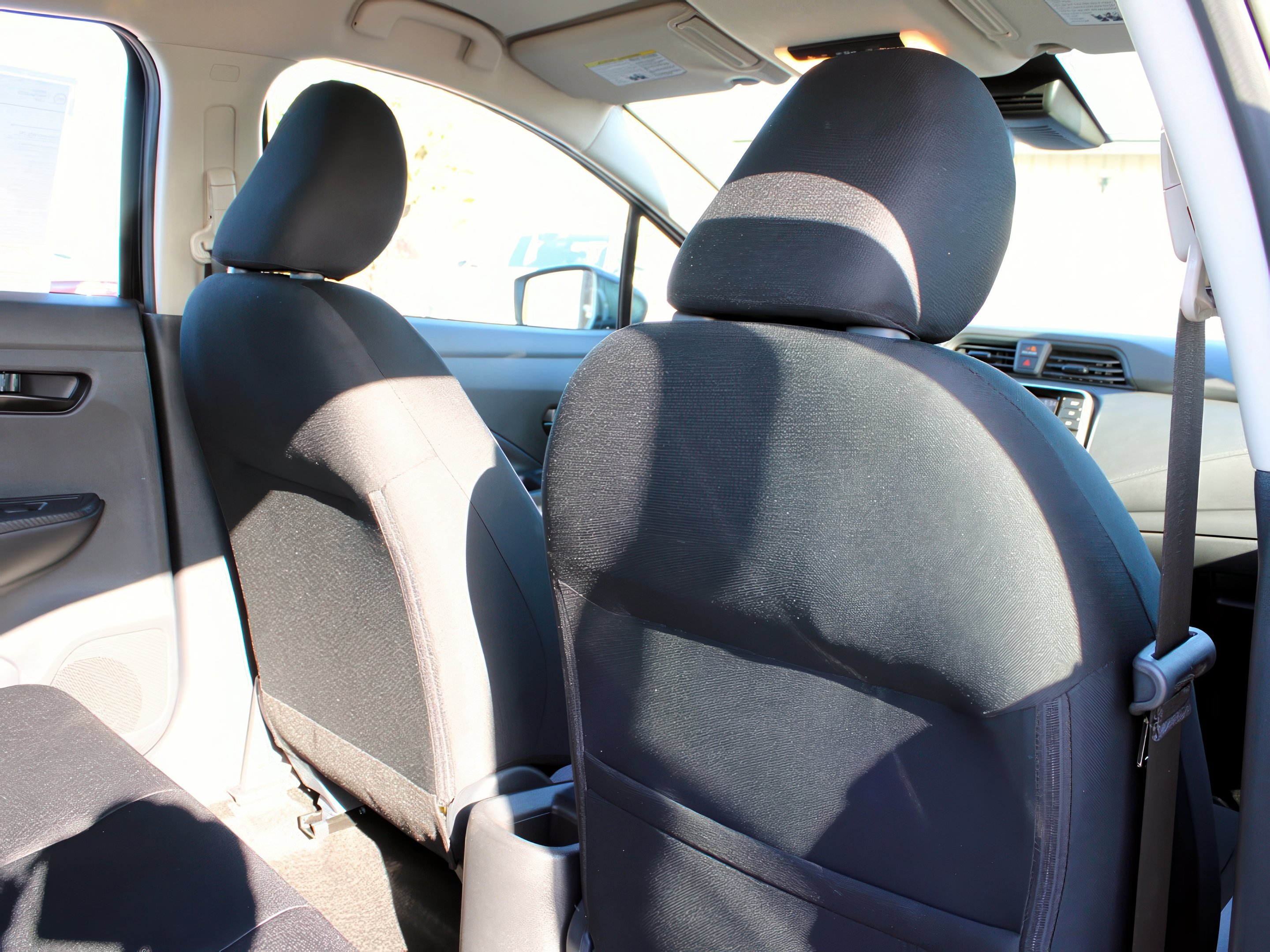 2025 Nissan Versa S photo 23