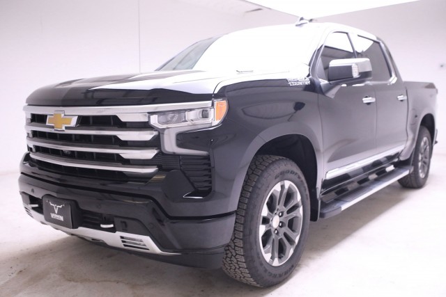 New 2025 Chevrolet Silverado 1500 High Country Crew Cab 4×4 Z71
