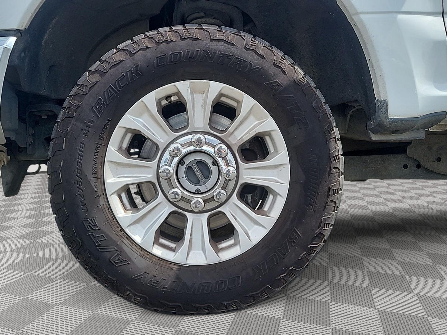 2020 Ford F-250 XLT photo 20
