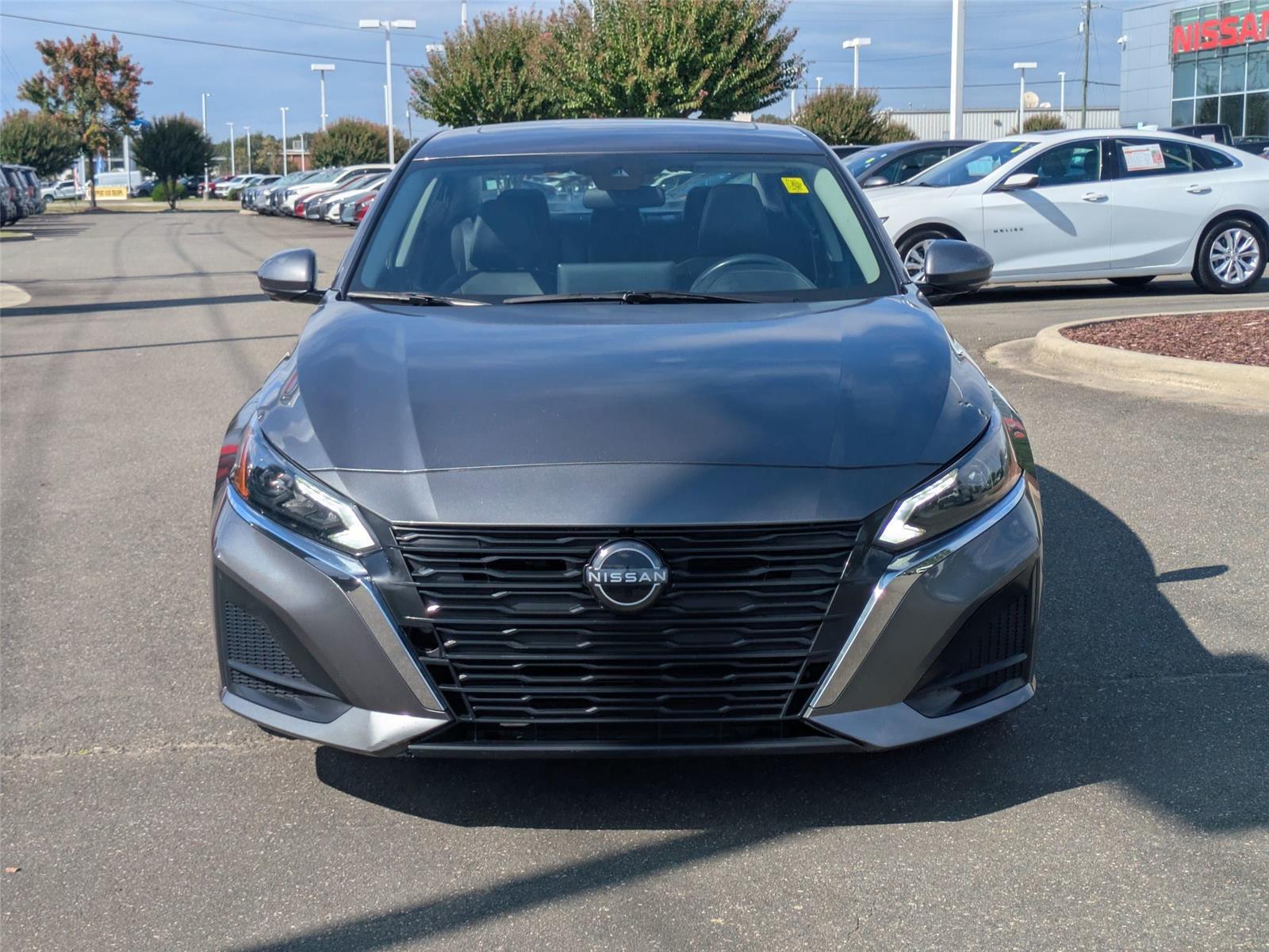 2023 Nissan Altima 2.5 SL photo 2