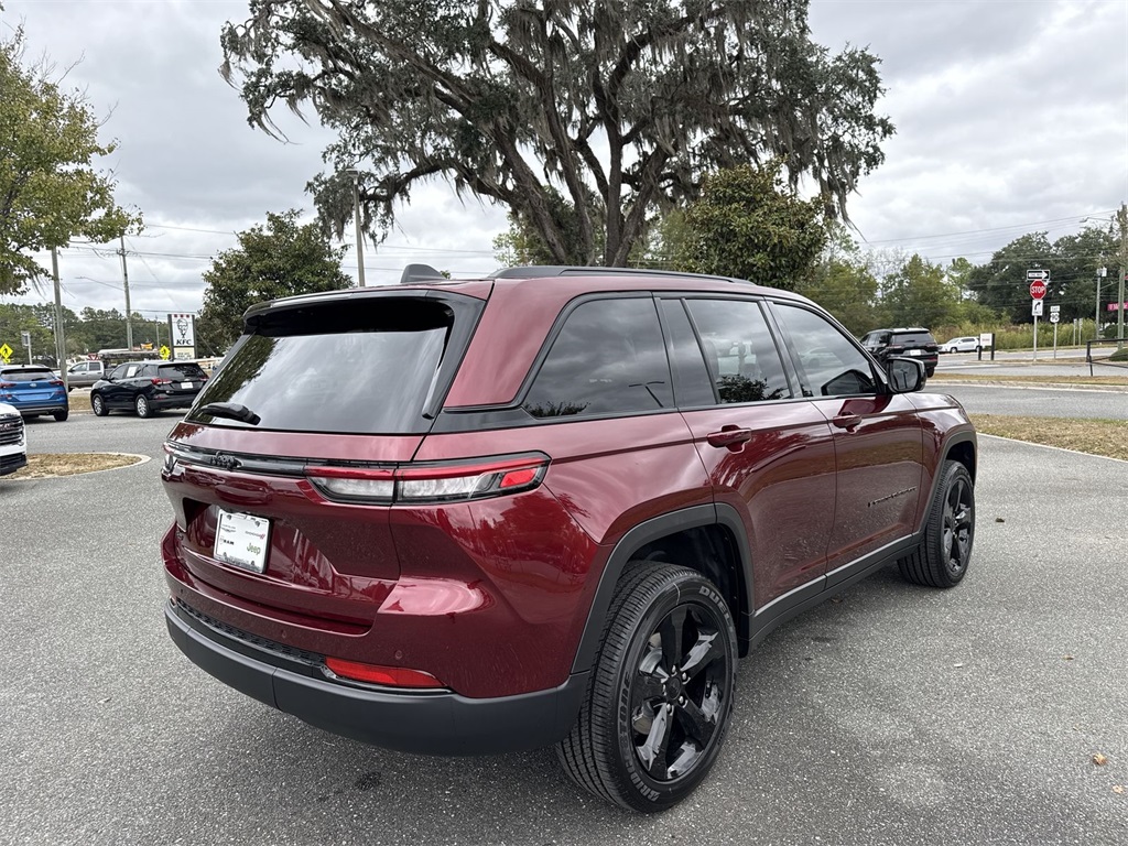 2025 Jeep Grand Cherokee Altitude X photo 3