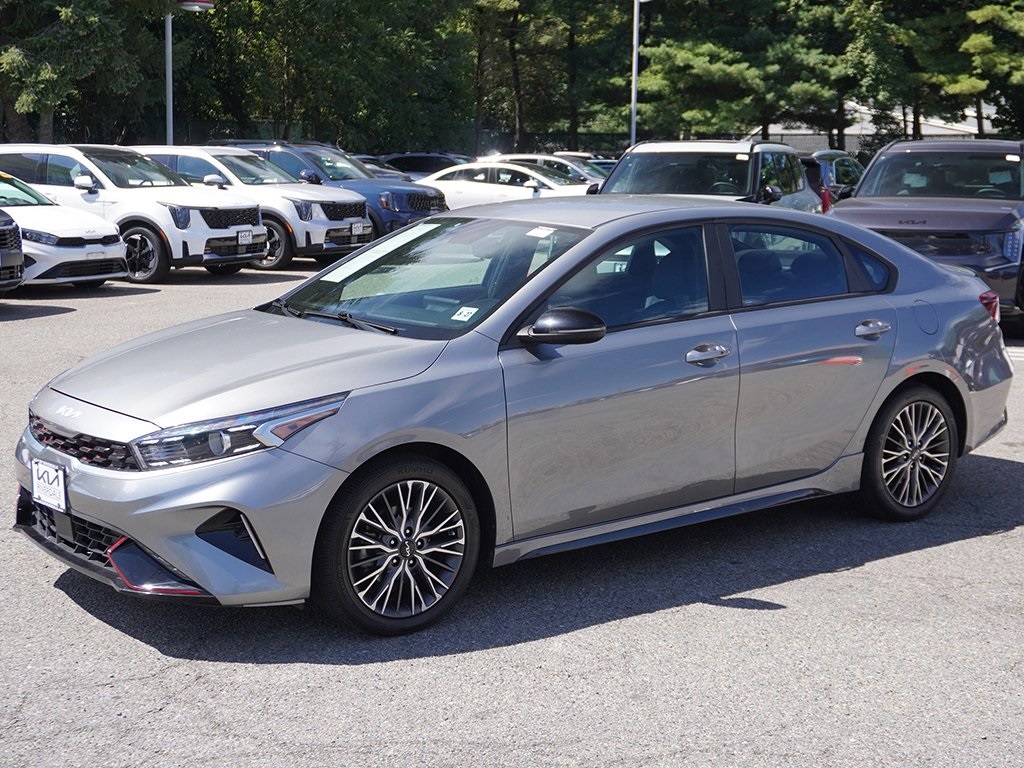 2023 Kia Forte GT-Line photo 8