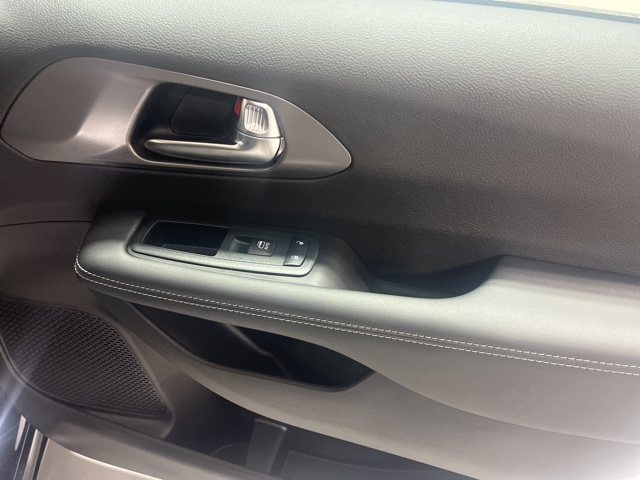 2025 Chrysler Voyager LX photo 18