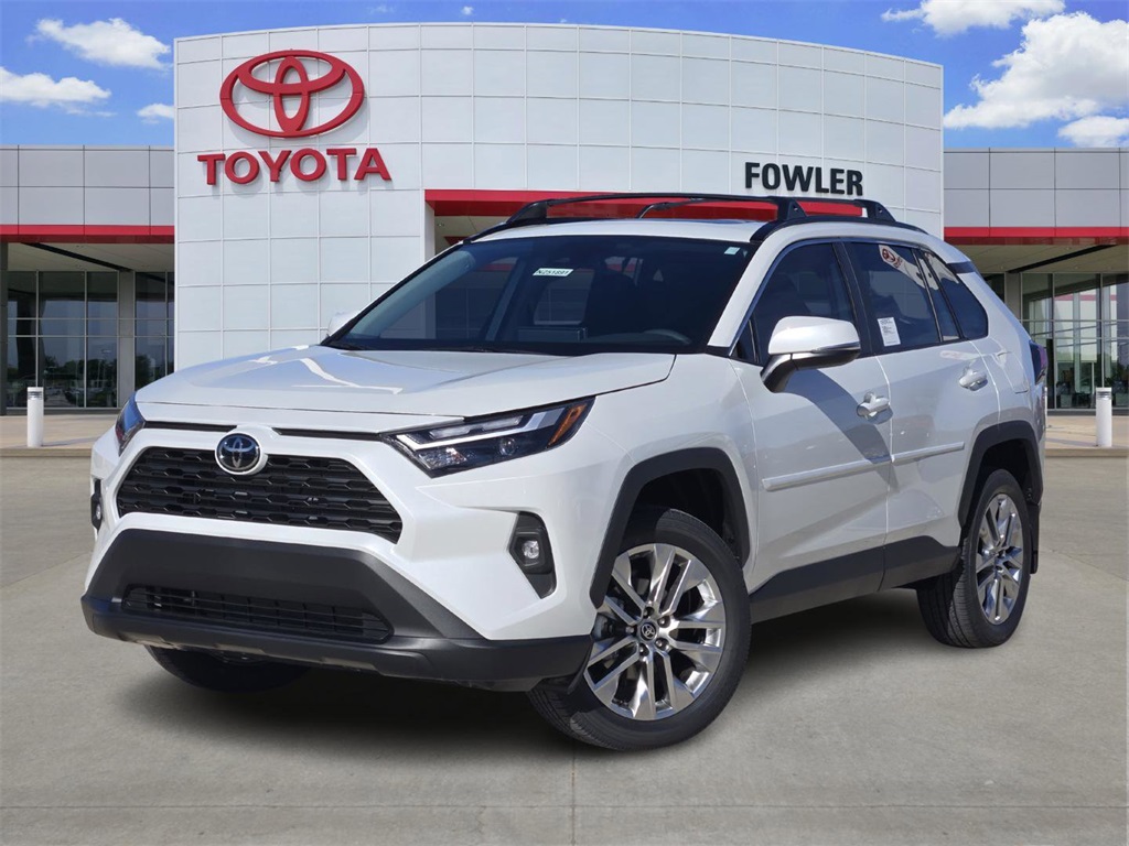 2025 Toyota RAV4 XLE Premium's photo