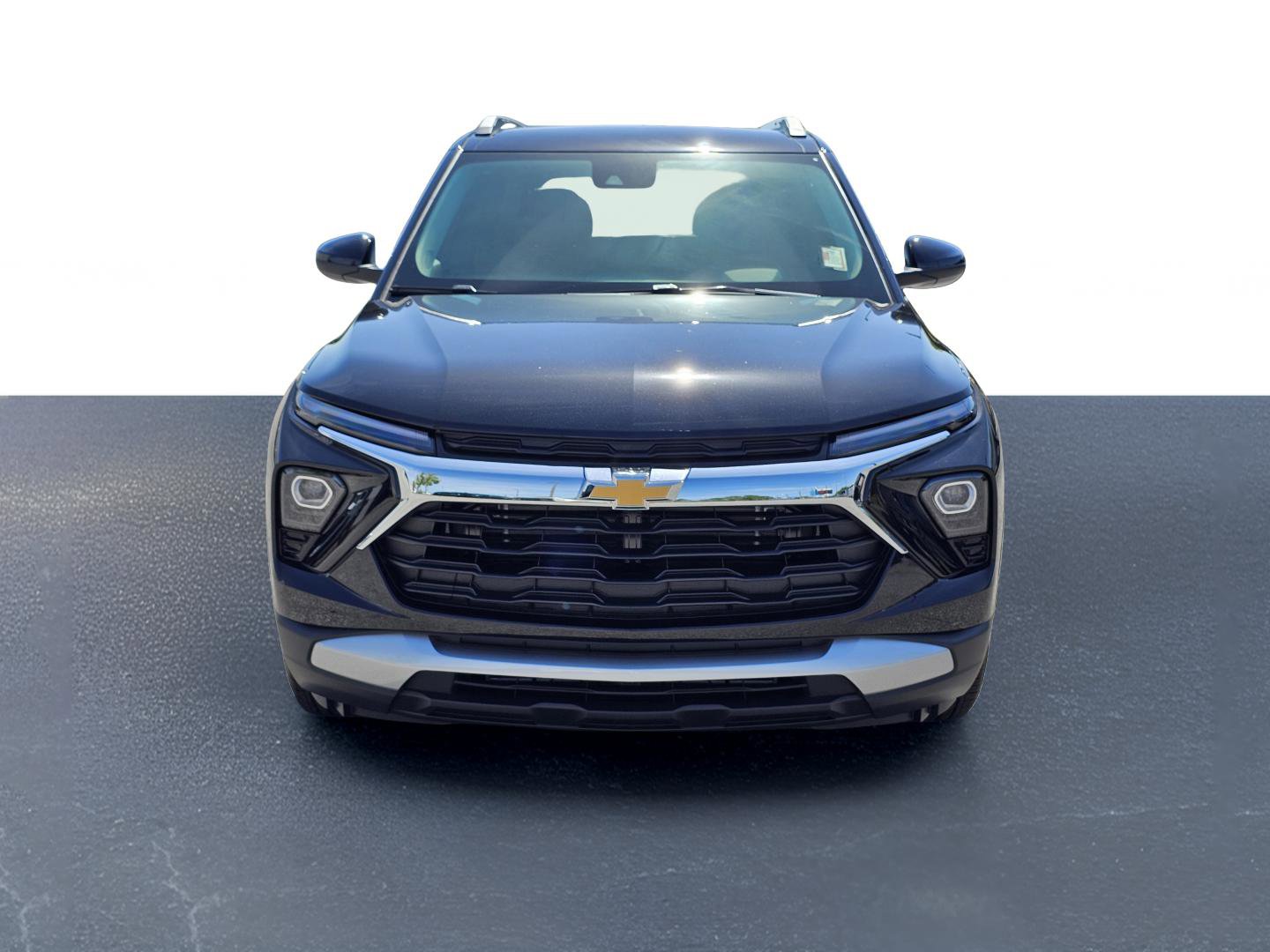 2026 Chevrolet Trailblazer LT photo 2