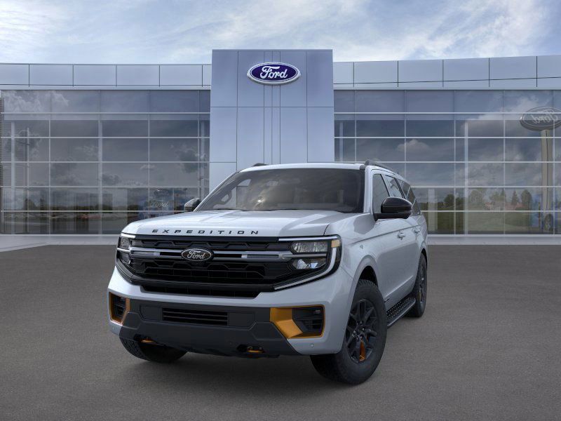 2025 Ford Expedition photo 3