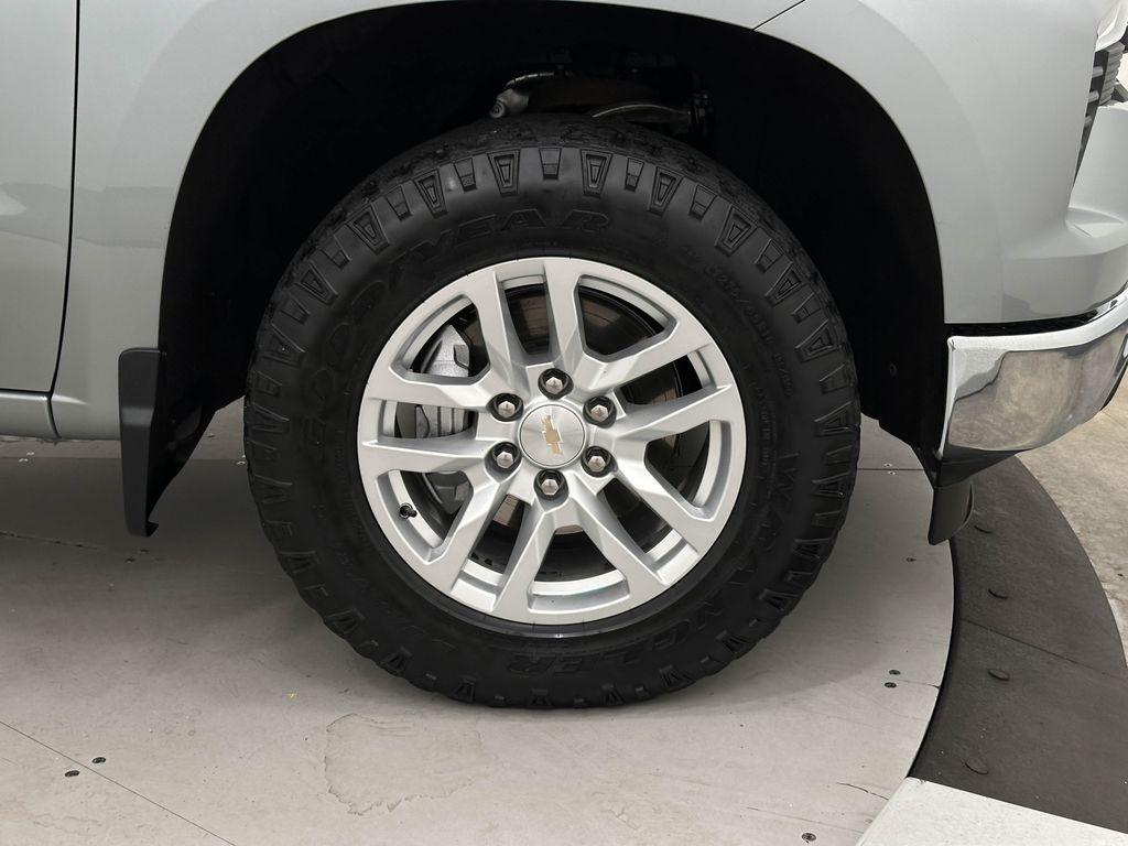 2023 Chevrolet Silverado 1500 LT photo 27