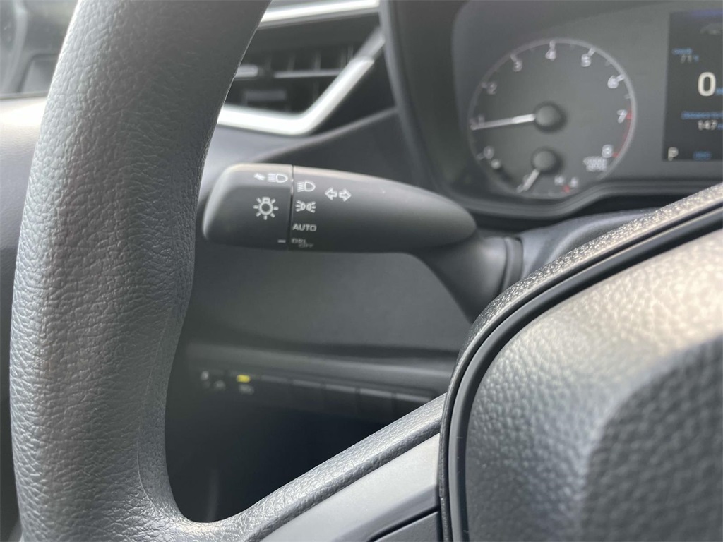 2025 Toyota Corolla LE photo 23