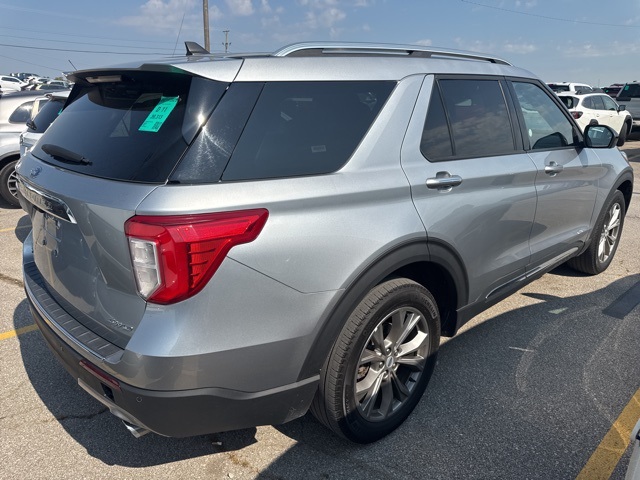 2023 Ford Explorer Limited photo 4