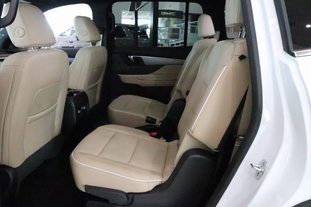 2025 Buick Enclave Preferred photo 10