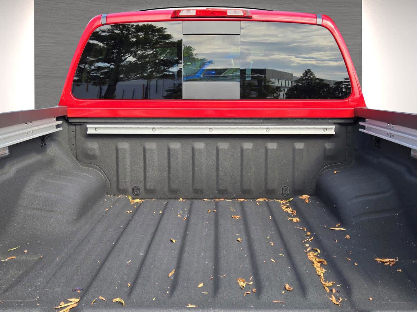 2026 Nissan Frontier Crew Cab SV photo 10