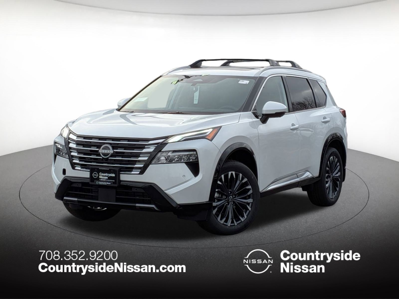 2026 Nissan Rogue Platinum's photo