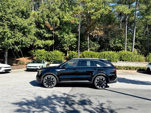 2024 Kia Sorento EX photo 2