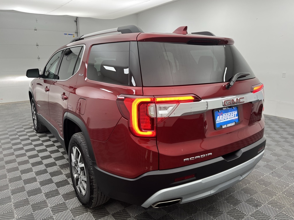 2023 Gmc Acadia SLE photo 4