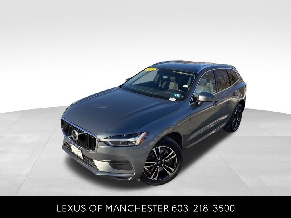 2020 Volvo XC60 Momentum's photo