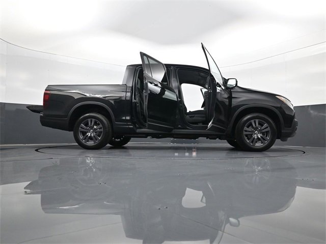 2017 Honda Ridgeline Sport photo 33